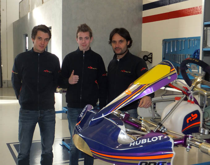 Richard Verschoor midden Mats van den Brand links en Marco Angeletti RB Racing rechts